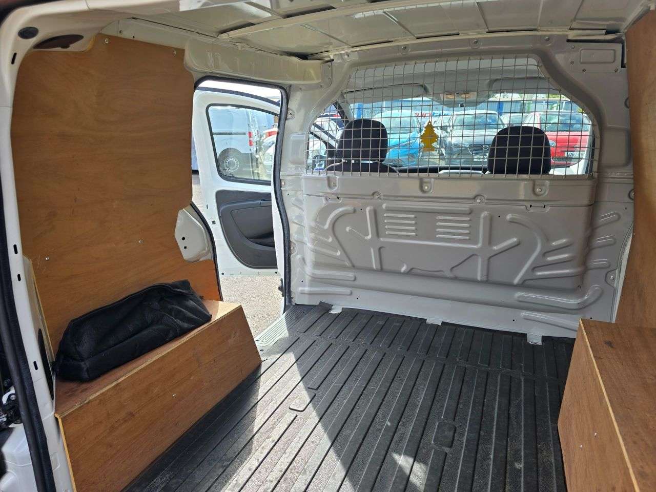 2015 PEUGEOT BIPPER 2015 PEUGEOT BIPPER