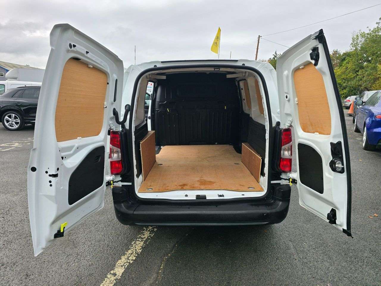 2021 PEUGEOT PARTNER 2021 PEUGEOT PARTNER