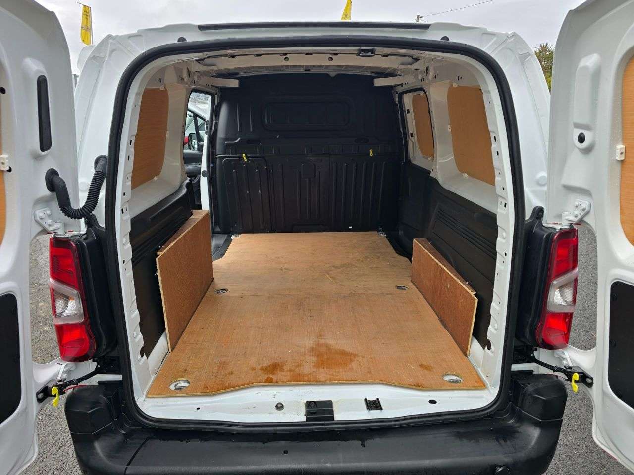 2021 PEUGEOT PARTNER 2021 PEUGEOT PARTNER