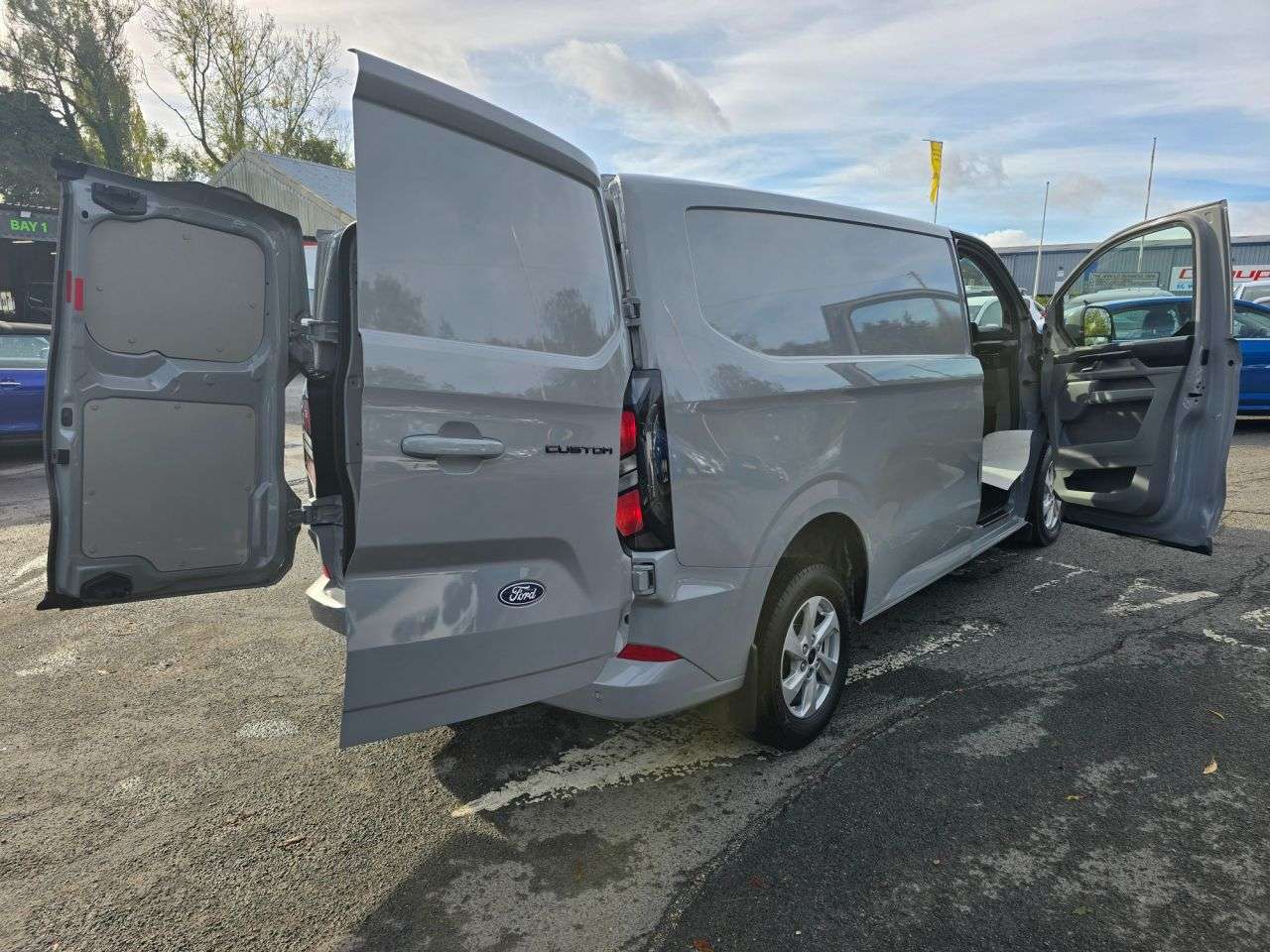 2024 FORD TRANSIT CUSTOM 2024 FORD TRANSIT CUSTOM