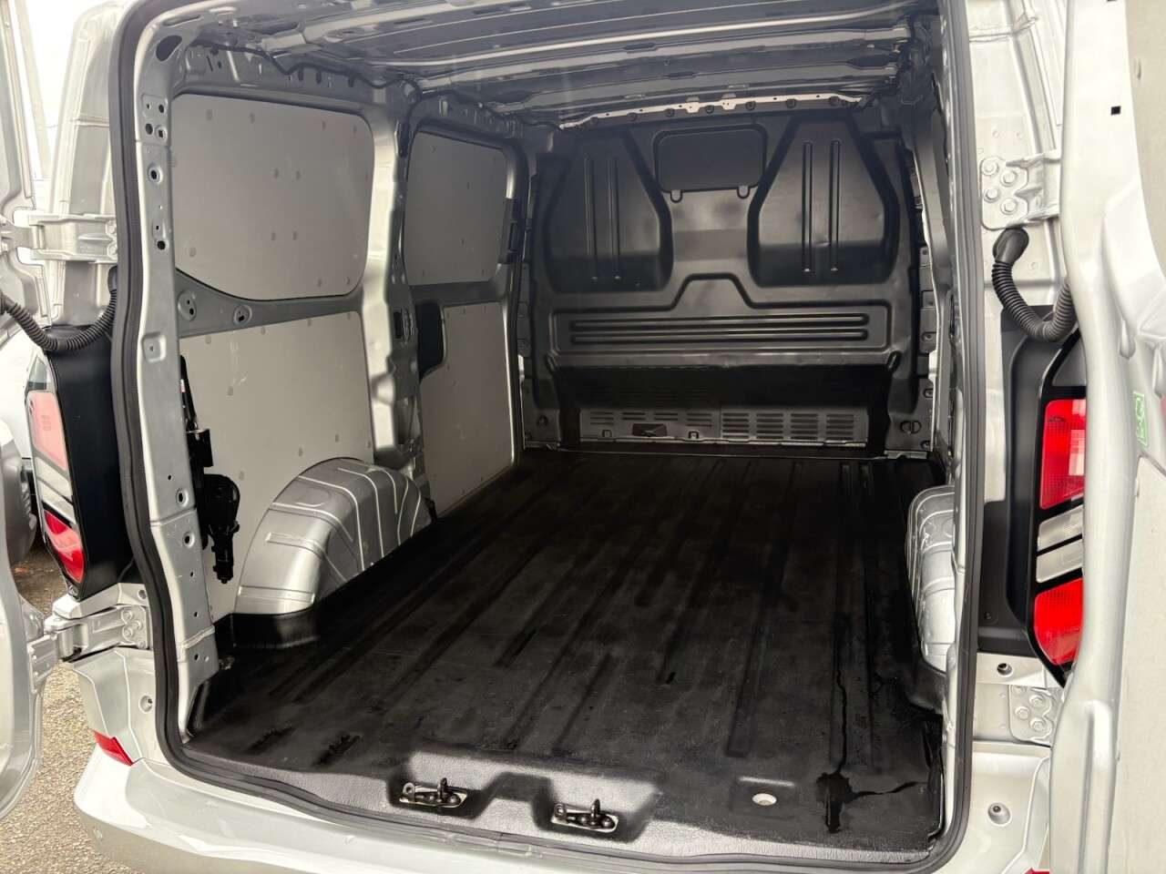 2024 FORD TRANSIT CUSTOM 2024 FORD TRANSIT CUSTOM