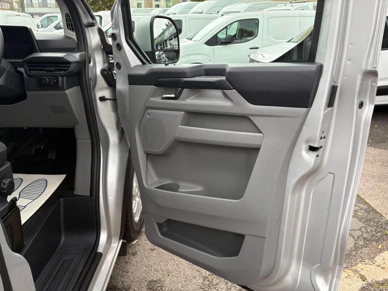 2024 FORD TRANSIT CUSTOM 2024 FORD TRANSIT CUSTOM