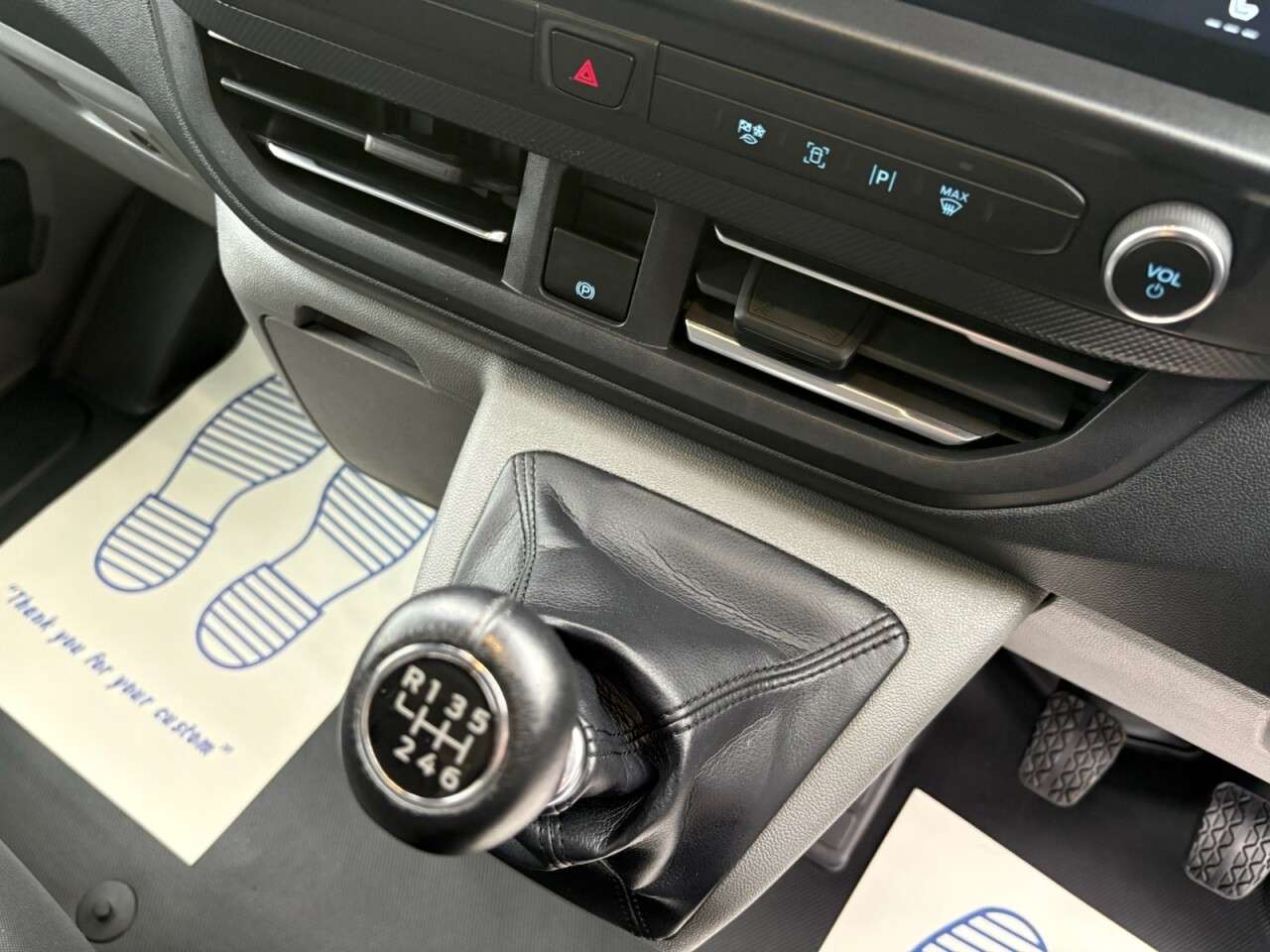 2024 FORD TRANSIT CUSTOM 2024 FORD TRANSIT CUSTOM