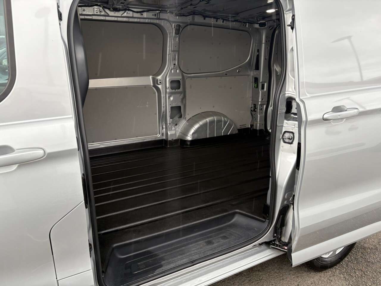 2024 FORD TRANSIT CUSTOM 2024 FORD TRANSIT CUSTOM