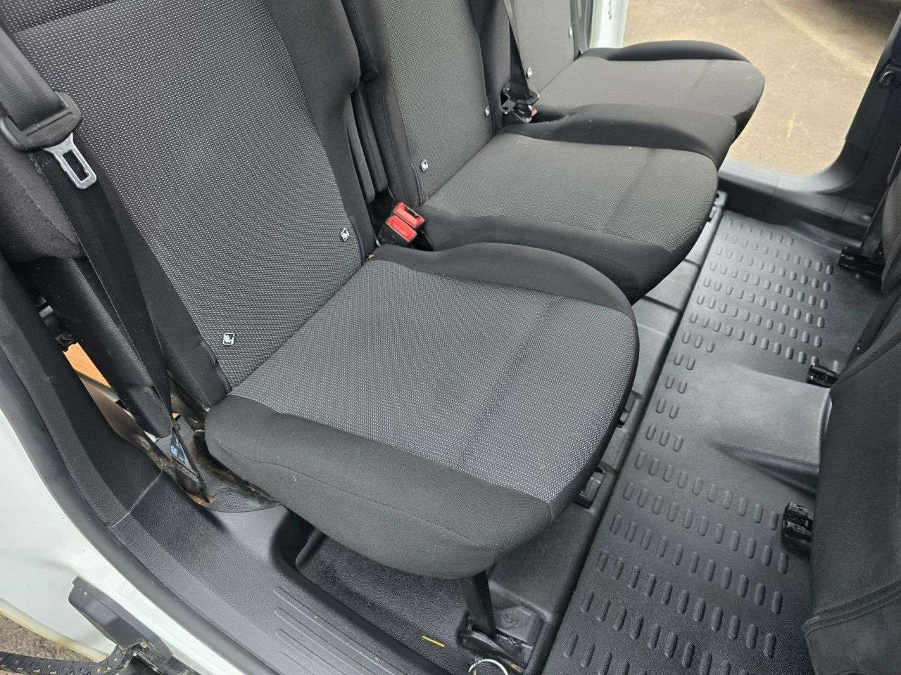 2021 PEUGEOT PARTNER 2021 PEUGEOT PARTNER