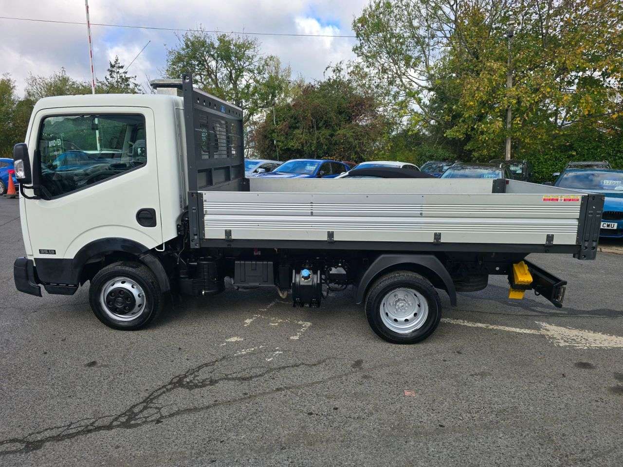 2017 NISSAN NT400 CABSTAR 2017 NISSAN NT400 CABSTAR