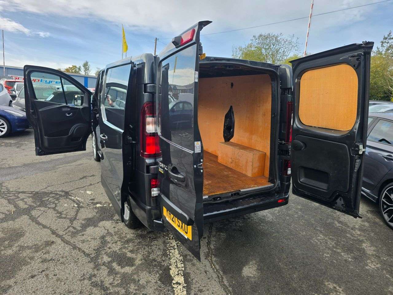 2021 RENAULT TRAFIC 2021 RENAULT TRAFIC