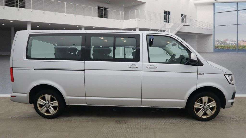 2018 VOLKSWAGEN TRANSPORTER SHUTTLE 2018 VOLKSWAGEN TRANSPORTER SHUTTLE