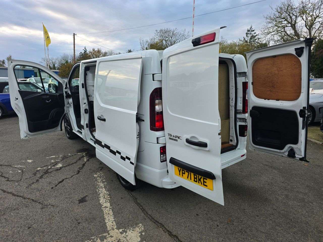 2021 RENAULT TRAFIC 2021 RENAULT TRAFIC