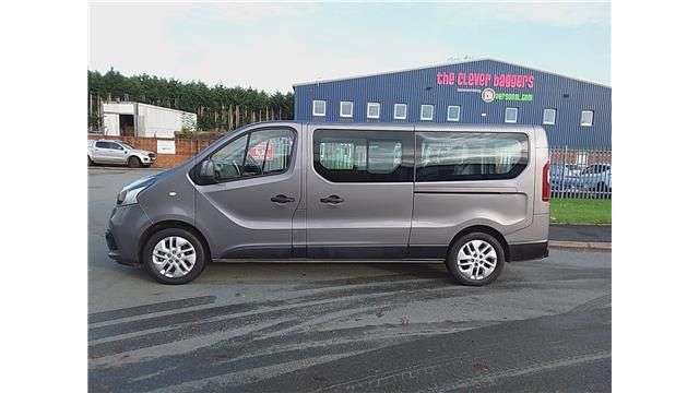 2017 RENAULT TRAFIC 2017 RENAULT TRAFIC