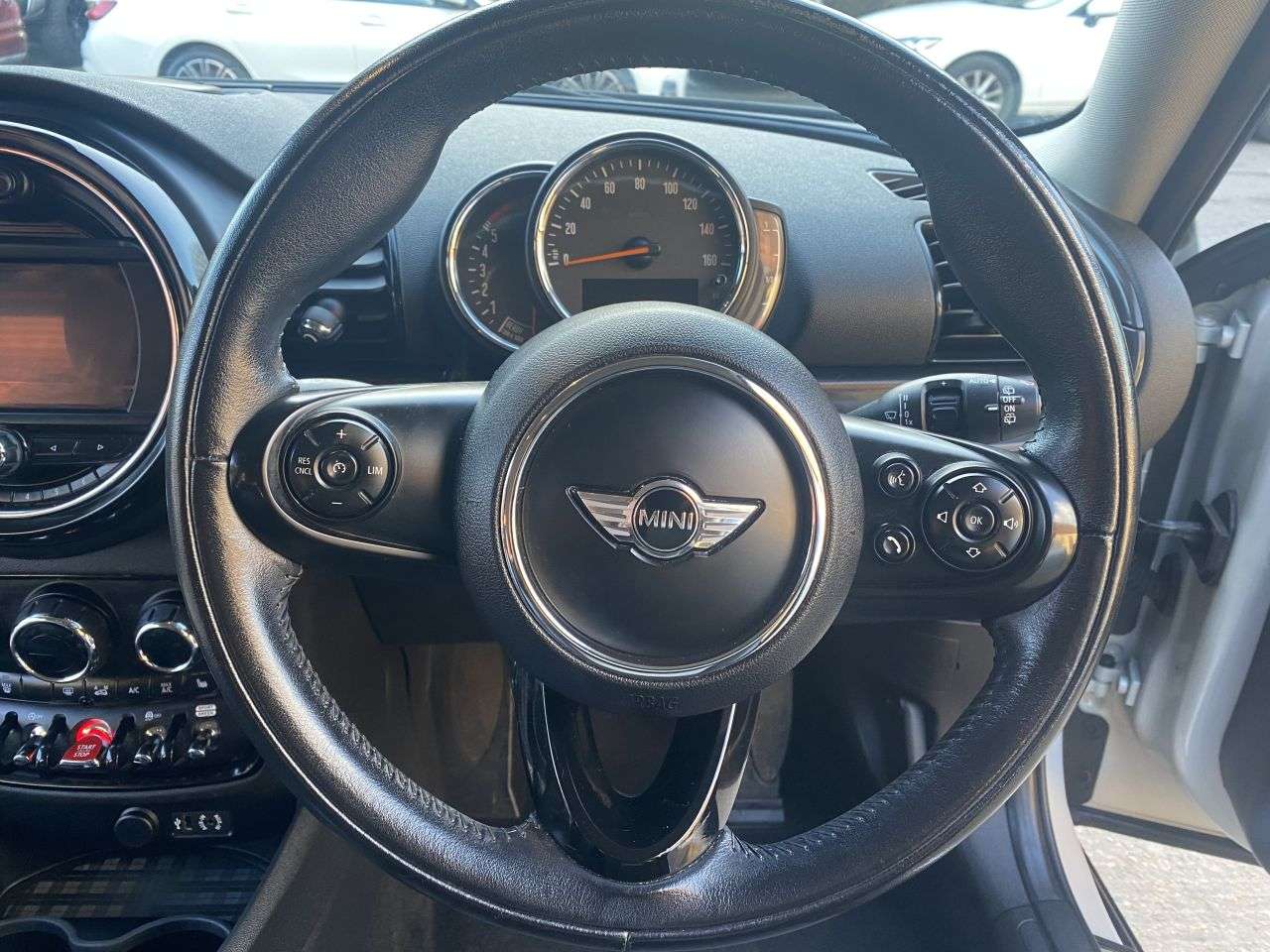 2020 MINI CLUBMAN 2020 MINI CLUBMAN