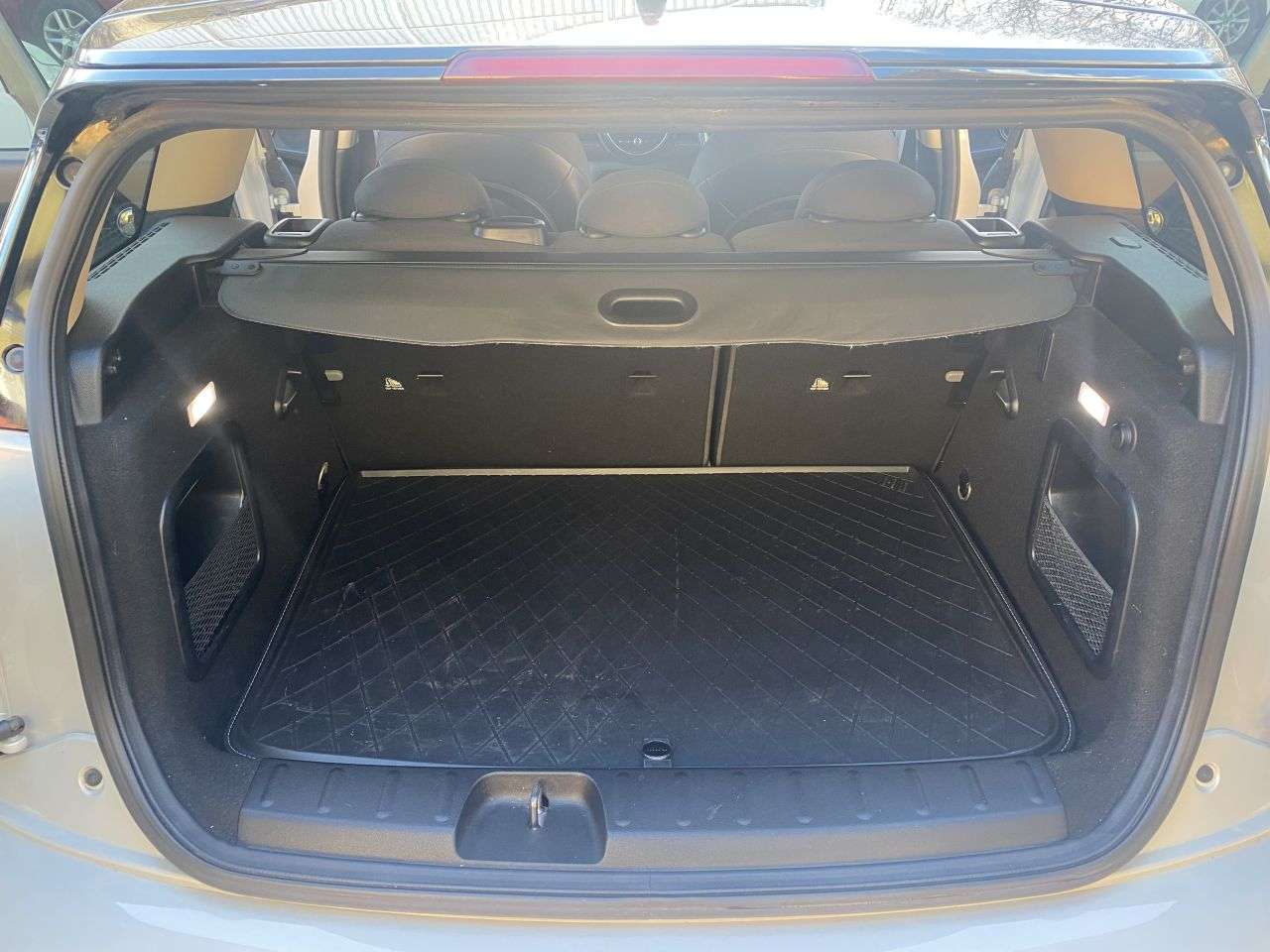 2020 MINI CLUBMAN 2020 MINI CLUBMAN