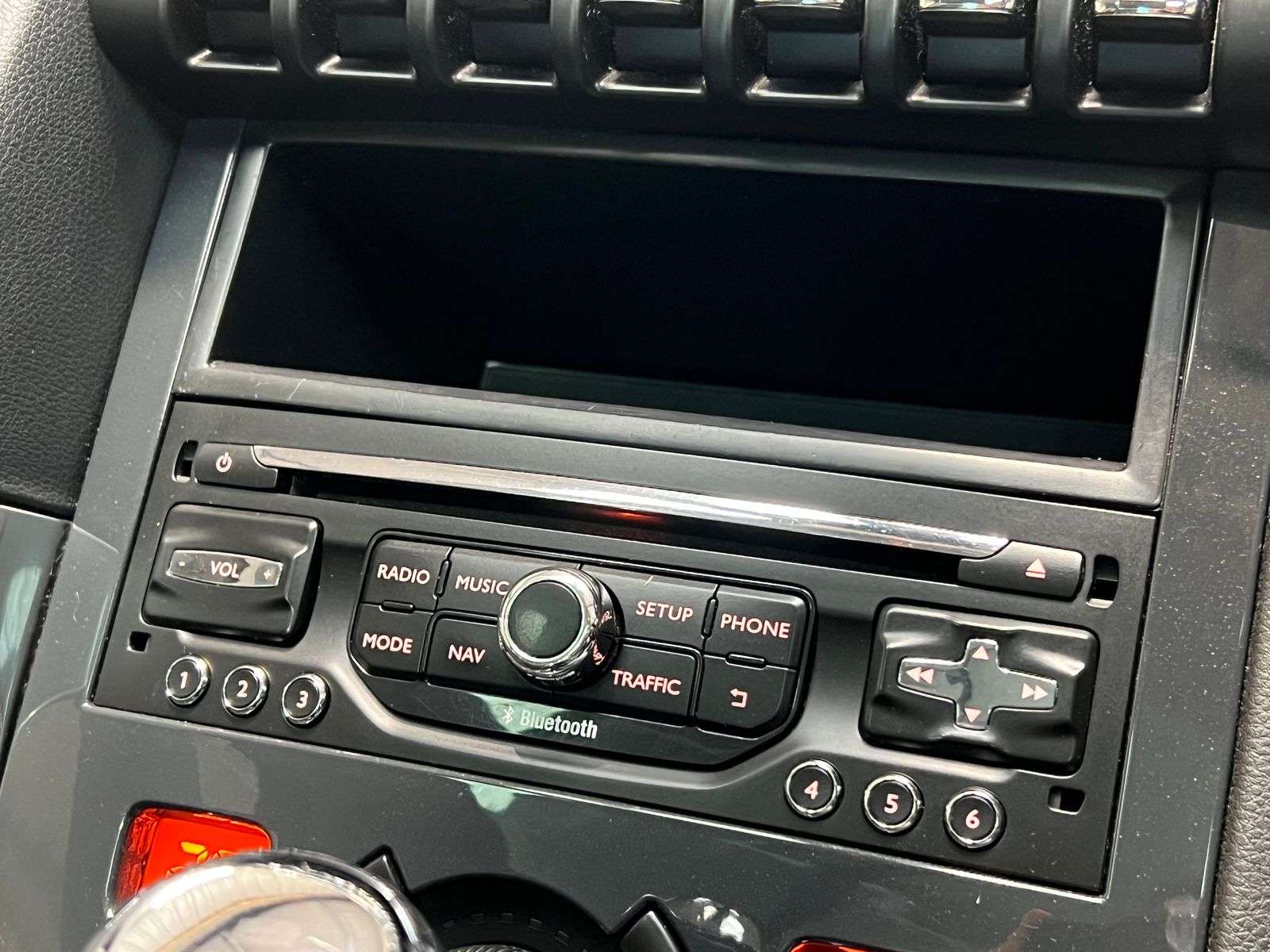 2015 PEUGEOT 3008 2015 PEUGEOT 3008