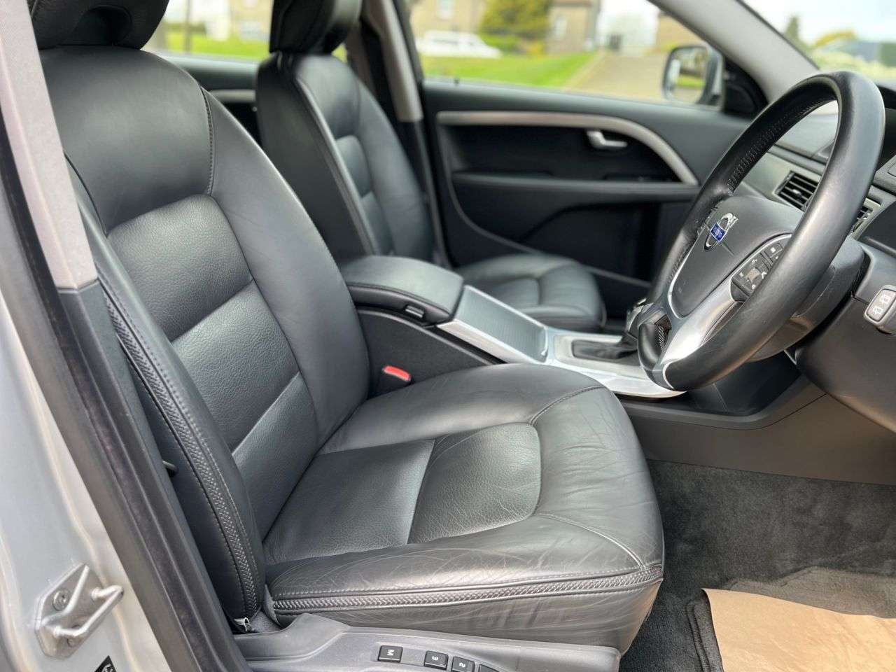 2013 VOLVO XC70 2013 VOLVO XC70