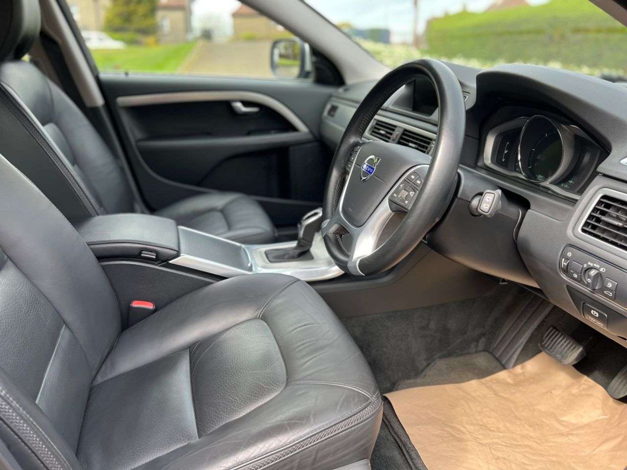 2013 VOLVO XC70 2013 VOLVO XC70