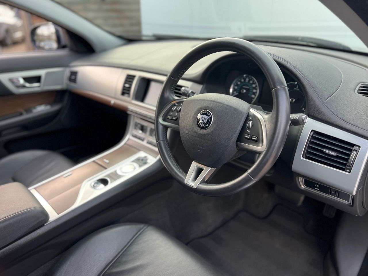 2015 JAGUAR XF 2015 JAGUAR XF