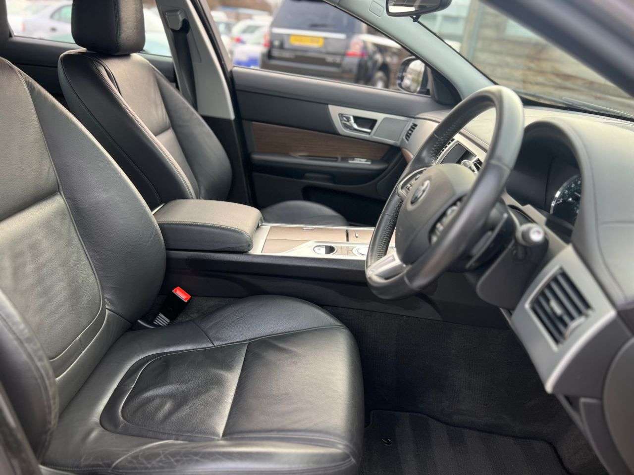 2015 JAGUAR XF 2015 JAGUAR XF