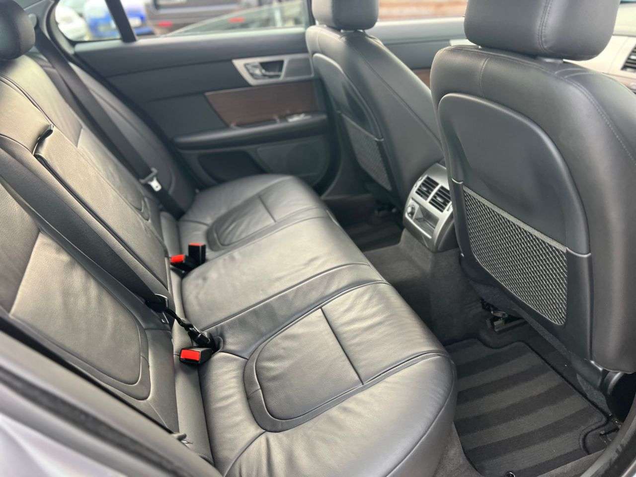 2015 JAGUAR XF 2015 JAGUAR XF