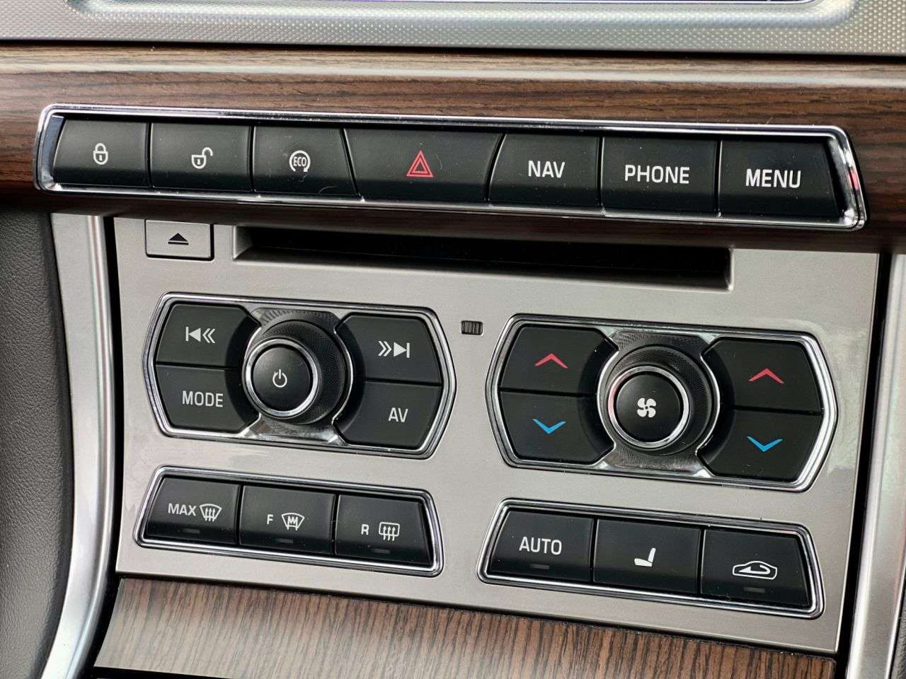 2015 JAGUAR XF 2015 JAGUAR XF