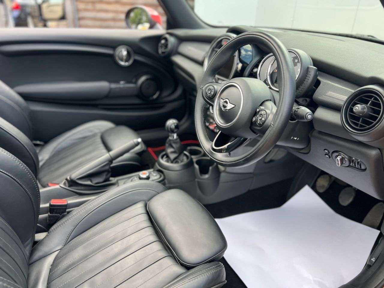 2016 MINI CONVERTIBLE 2016 MINI CONVERTIBLE