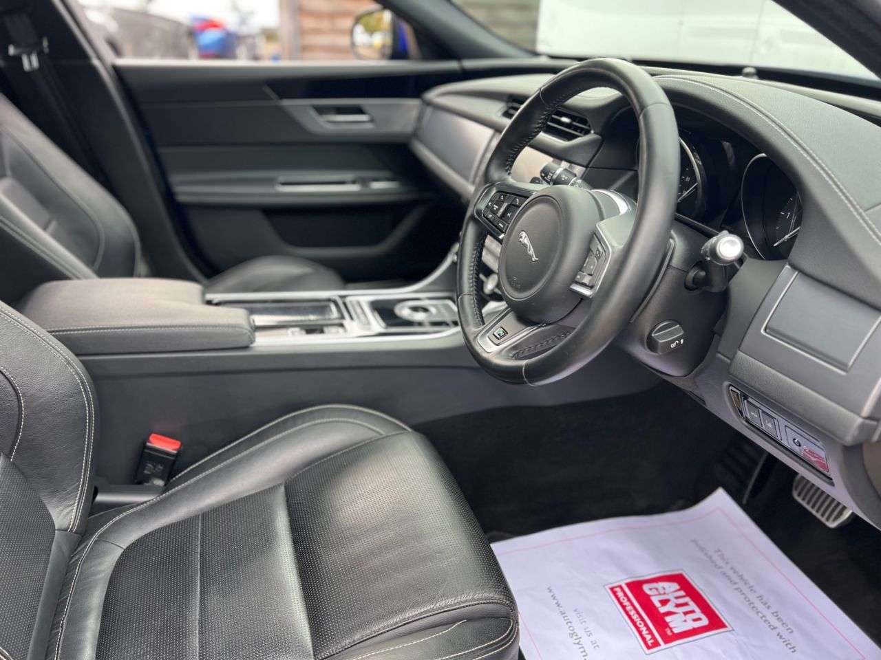 2017 JAGUAR XF 2017 JAGUAR XF