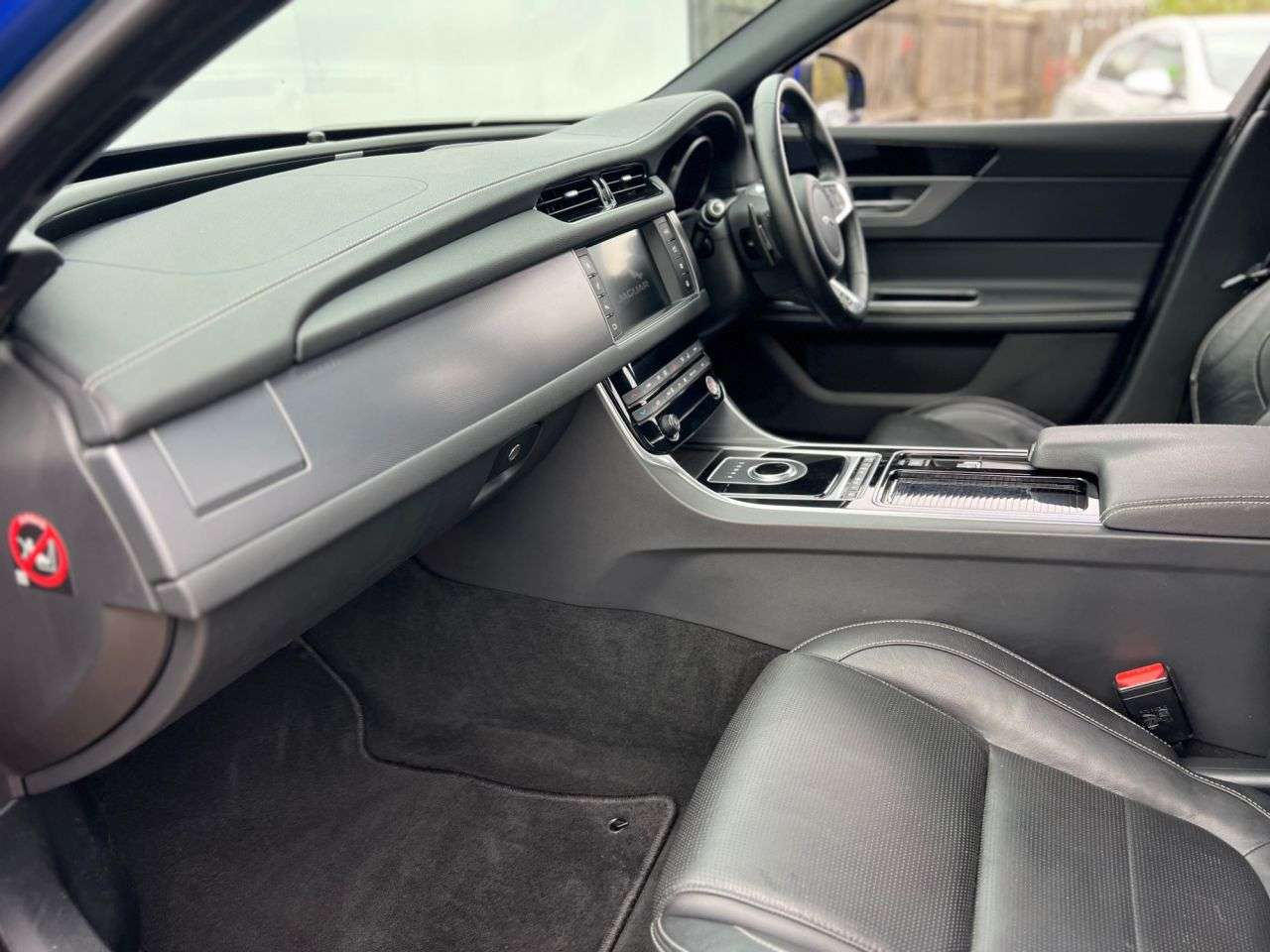 2017 JAGUAR XF 2017 JAGUAR XF