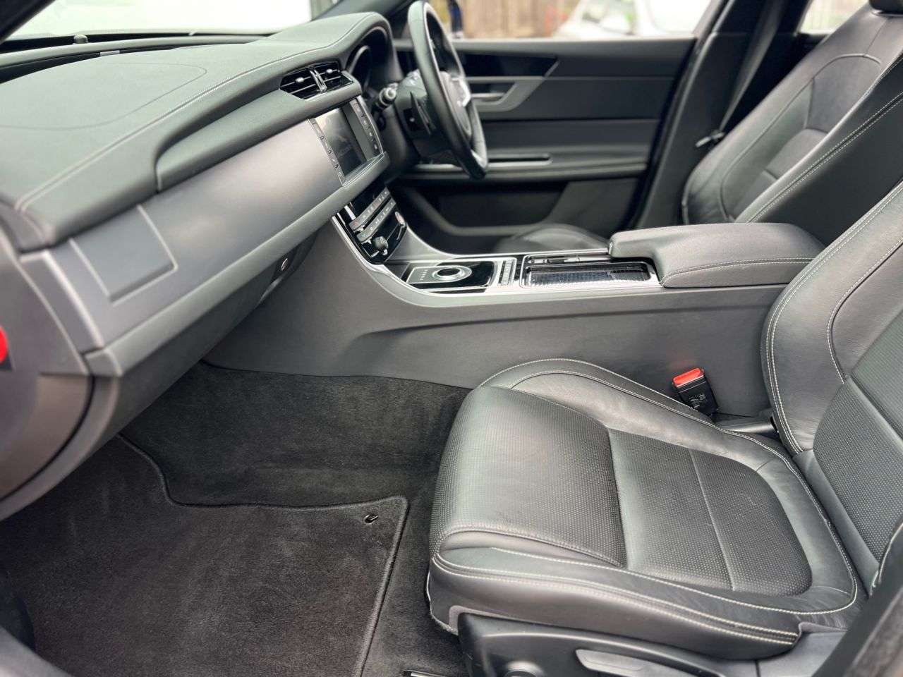 2017 JAGUAR XF 2017 JAGUAR XF