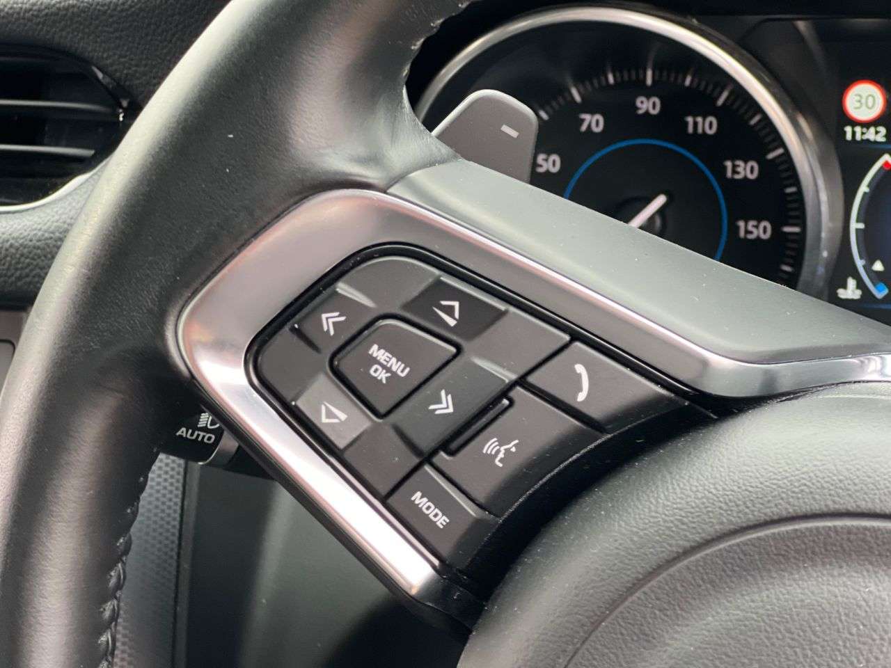 2017 JAGUAR XF 2017 JAGUAR XF