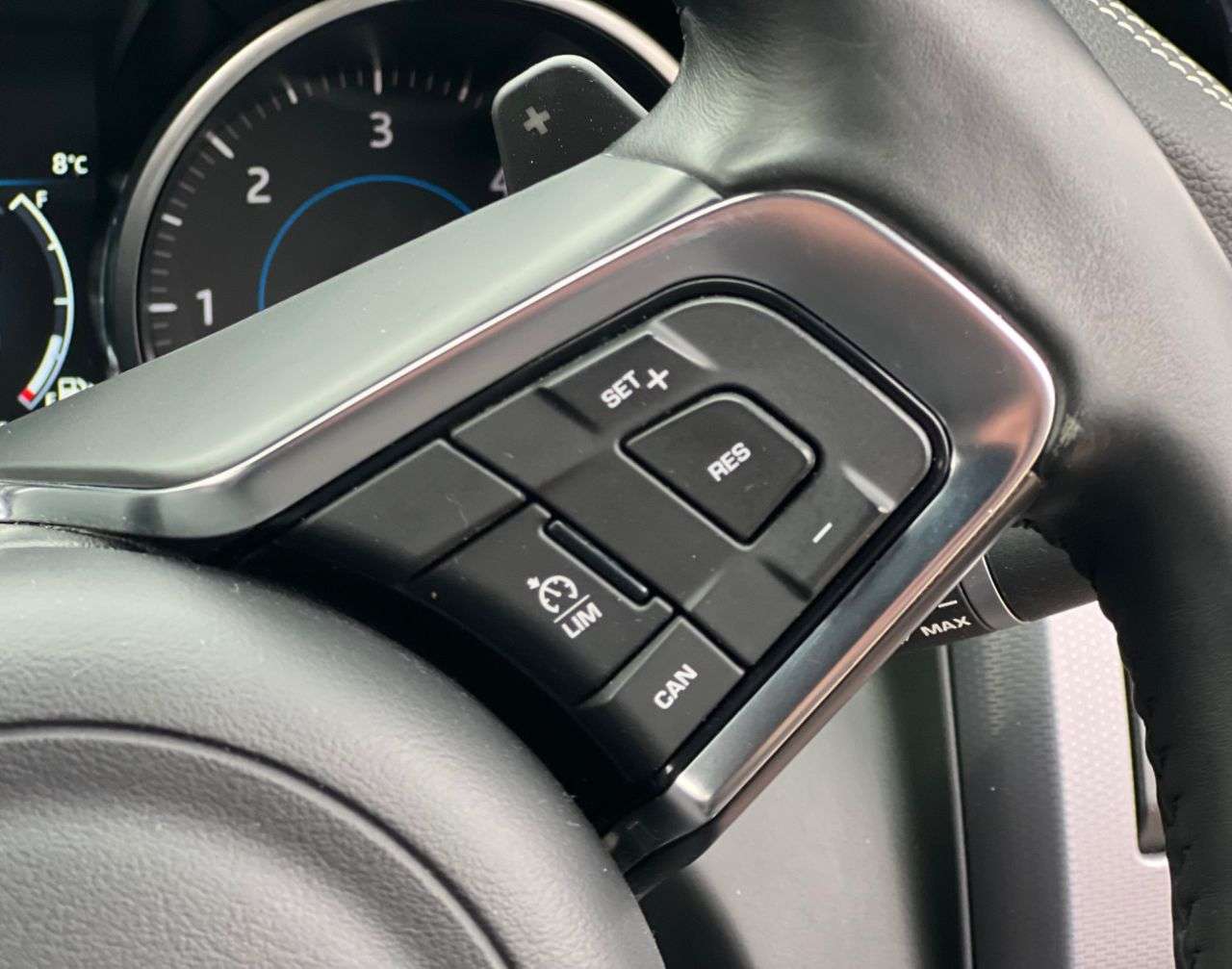 2017 JAGUAR XF 2017 JAGUAR XF