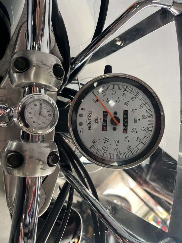 2009 TRIUMPH AMERICA 2009 TRIUMPH AMERICA