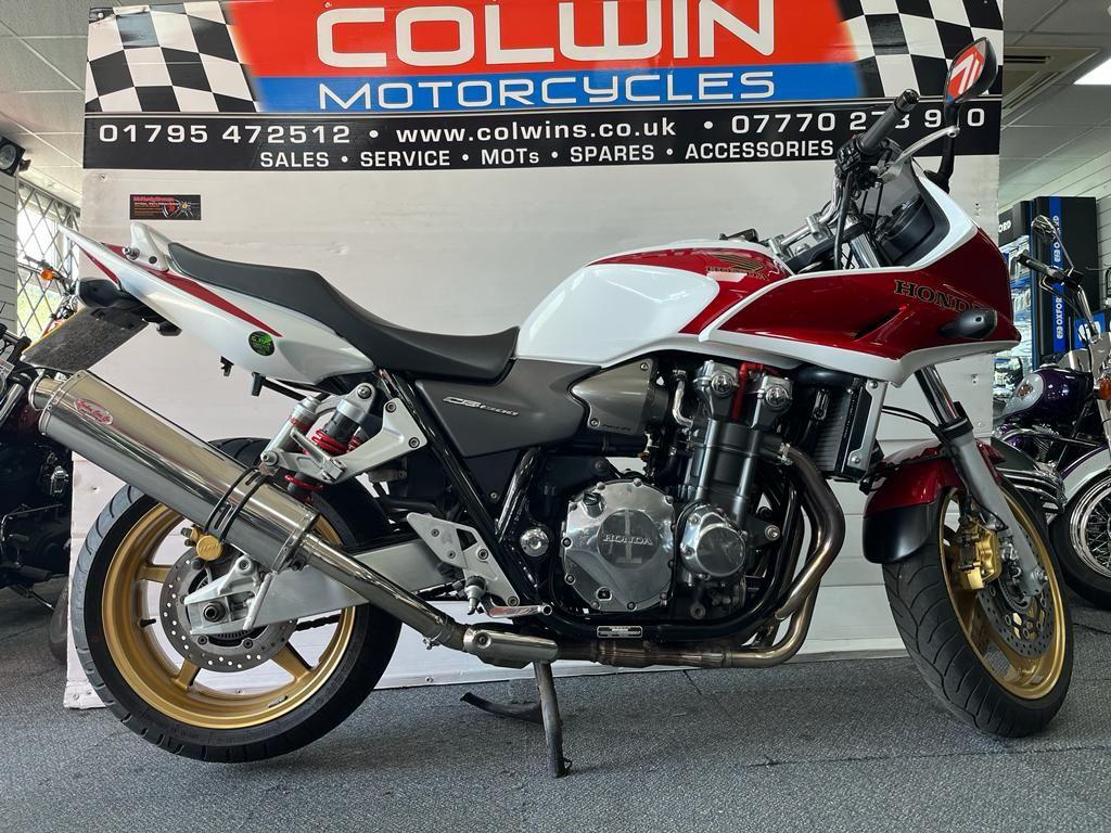 Check out this Honda Cb1300 2008 Petrol Manual