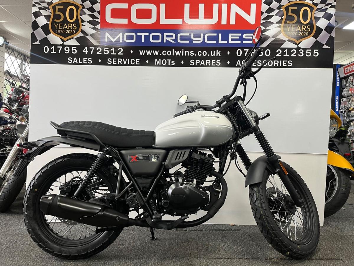 Check out this Porsche Macan 2015 Diesel Manual