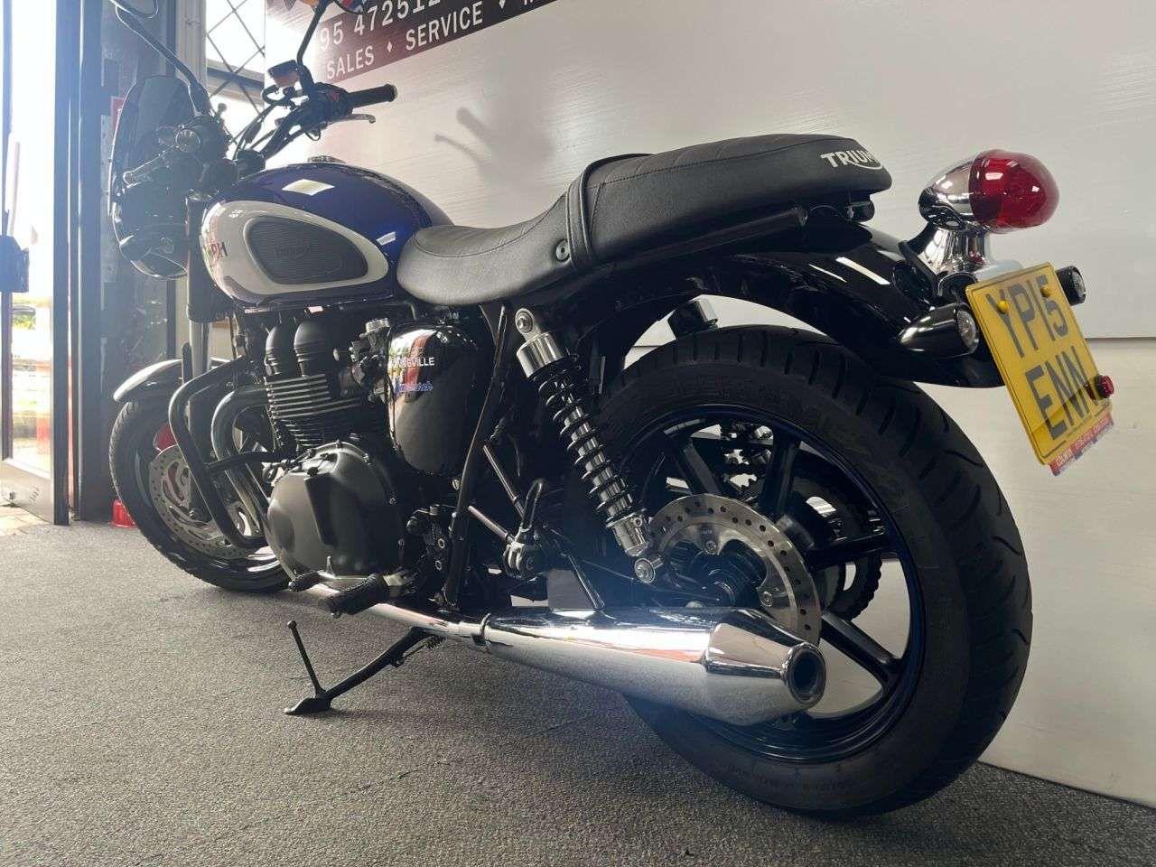 2015 TRIUMPH BONNEVILLE NEWCHURCH 2015 TRIUMPH BONNEVILLE NEWCHURCH