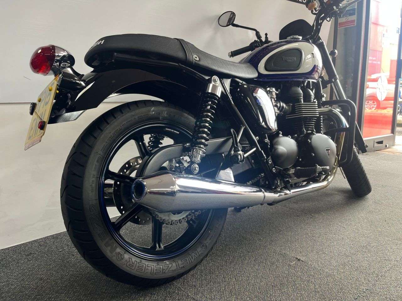 2015 TRIUMPH BONNEVILLE NEWCHURCH 2015 TRIUMPH BONNEVILLE NEWCHURCH
