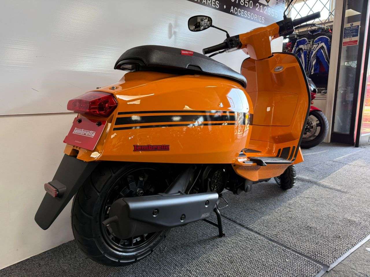 null LAMBRETTA V-125 SPECIAL E5 null LAMBRETTA V-125 SPECIAL E5