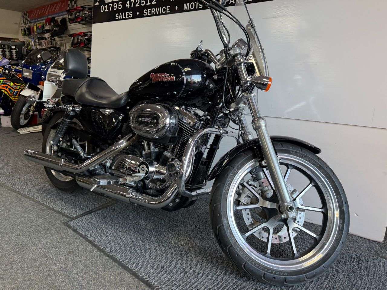 2015 HARLEY-DAVIDSON SPORTSTER 2015 HARLEY-DAVIDSON SPORTSTER