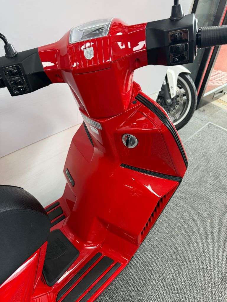 null LAMBRETTA X 125 null LAMBRETTA X 125