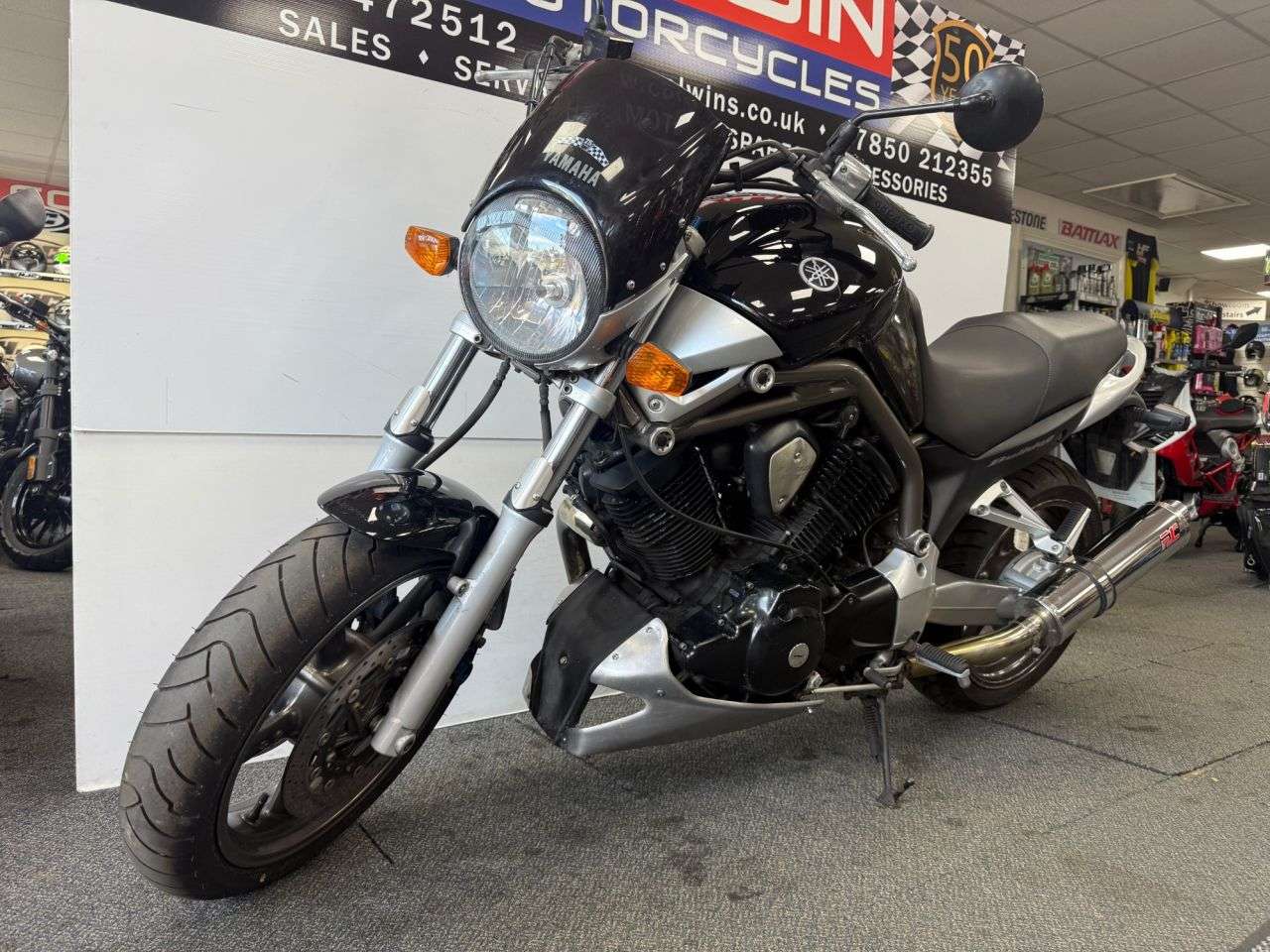 2004 YAMAHA BT1100 2004 YAMAHA BT1100