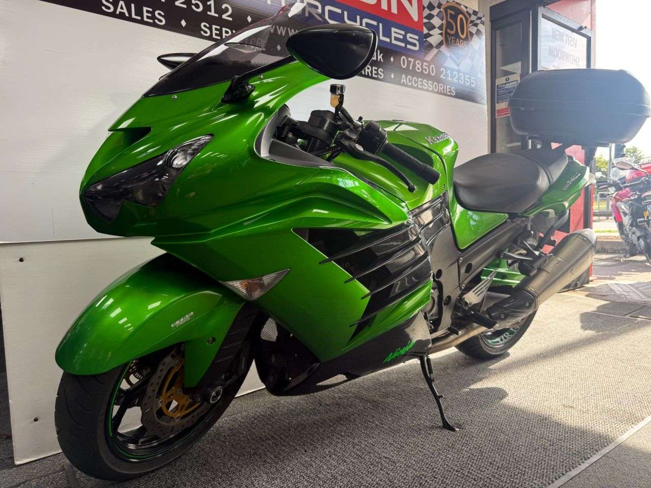 2014 KAWASAKI ZZR1400 2014 KAWASAKI ZZR1400