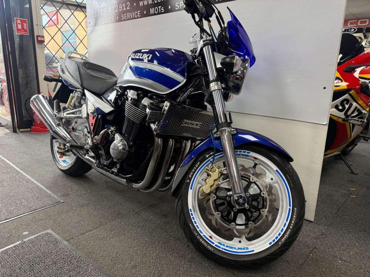 2002 SUZUKI GSX1400 2002 SUZUKI GSX1400