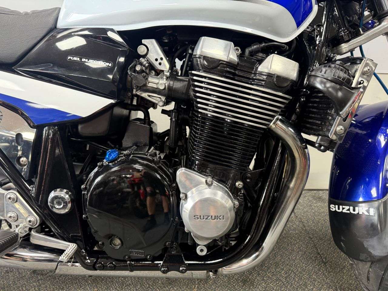 2002 SUZUKI GSX1400 2002 SUZUKI GSX1400