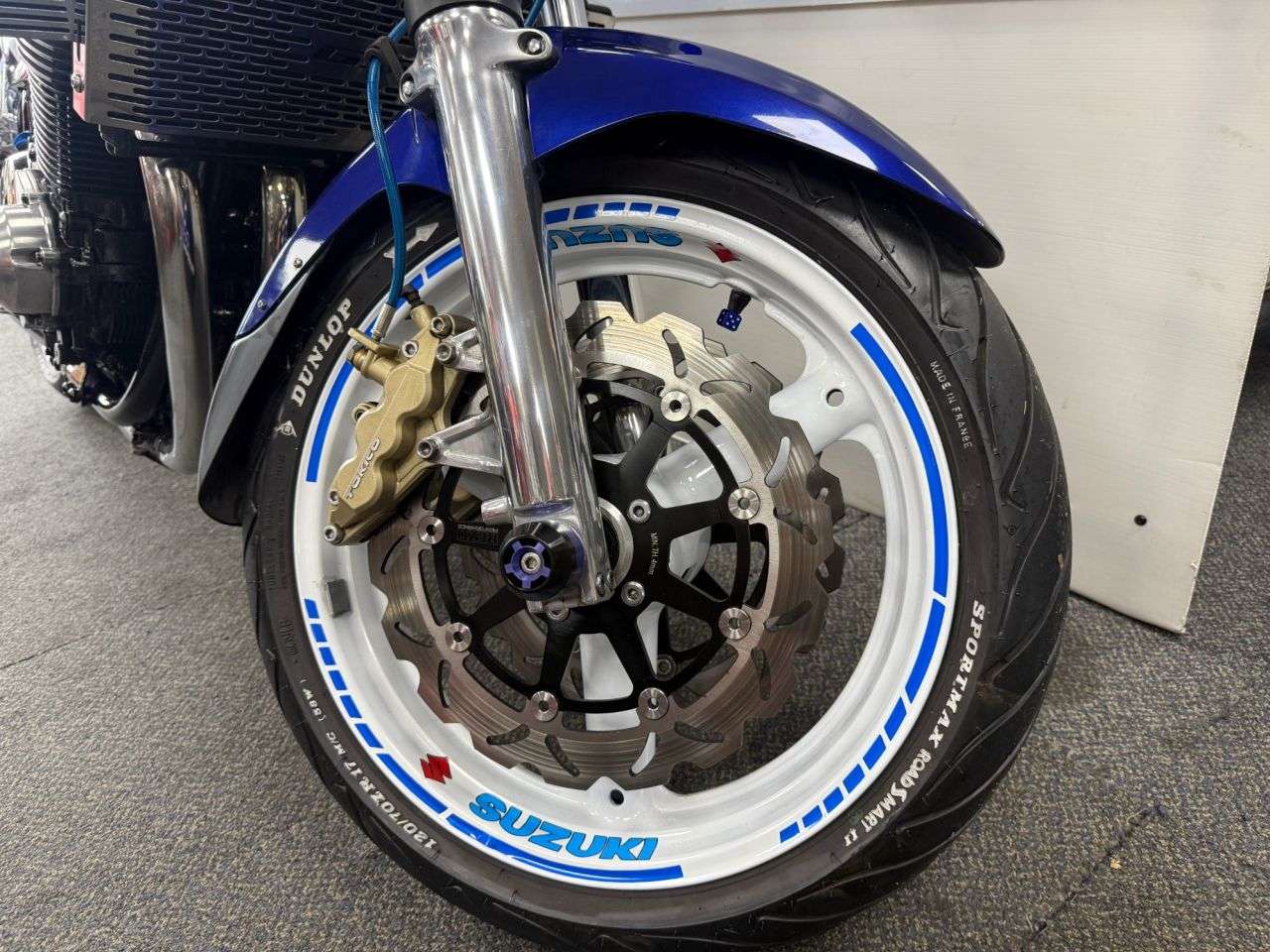 2002 SUZUKI GSX1400 2002 SUZUKI GSX1400