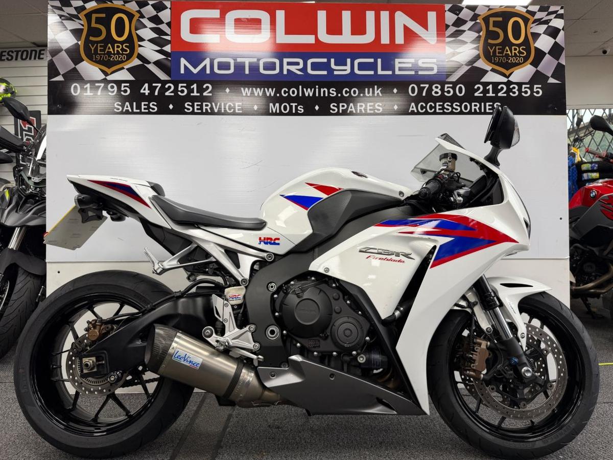 Check out this Honda Cbr1000rr Fireblade 2012 Petrol Manual