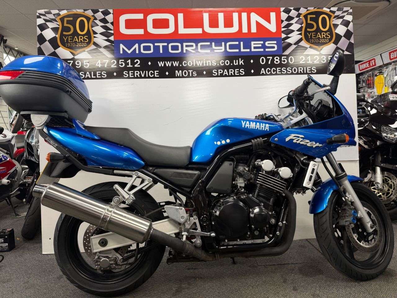 2001 YAMAHA FZS600 2001 YAMAHA FZS600