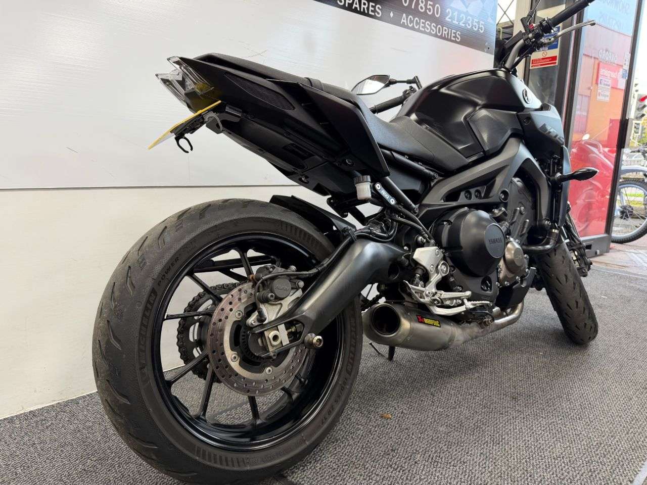 2017 YAMAHA MT-09 2017 YAMAHA MT-09
