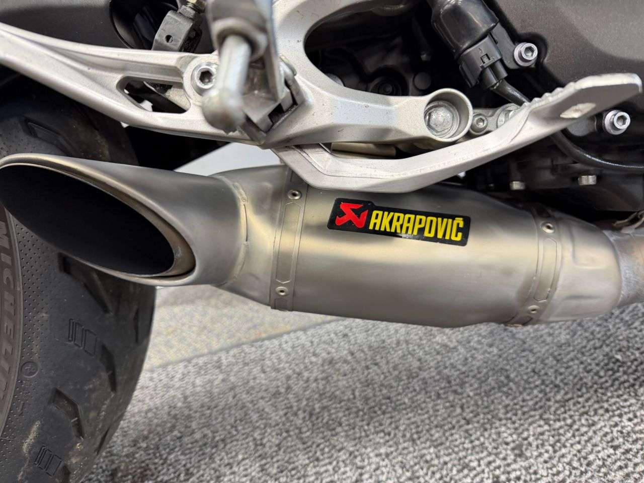 2017 YAMAHA MT-09 2017 YAMAHA MT-09