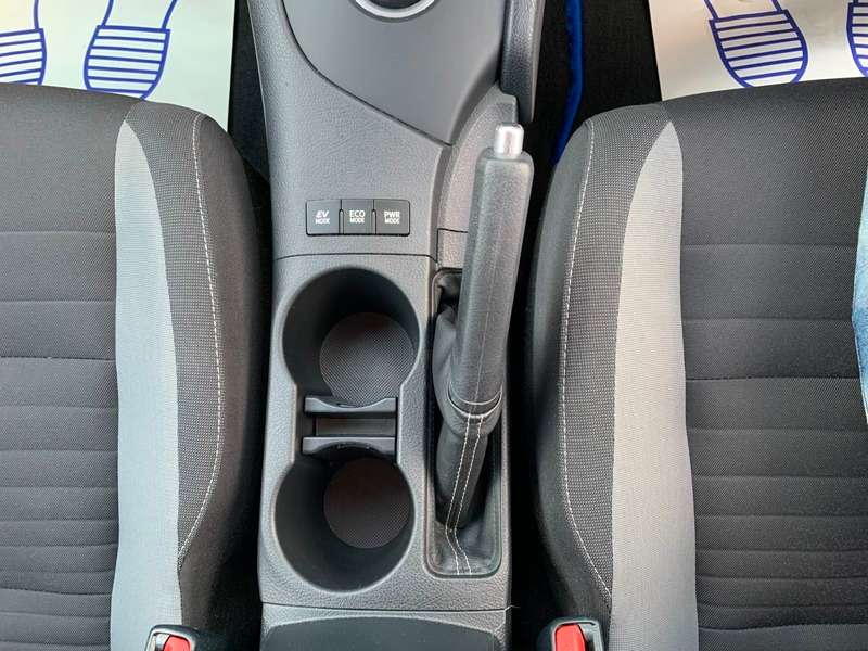 2017 TOYOTA AURIS 2017 TOYOTA AURIS