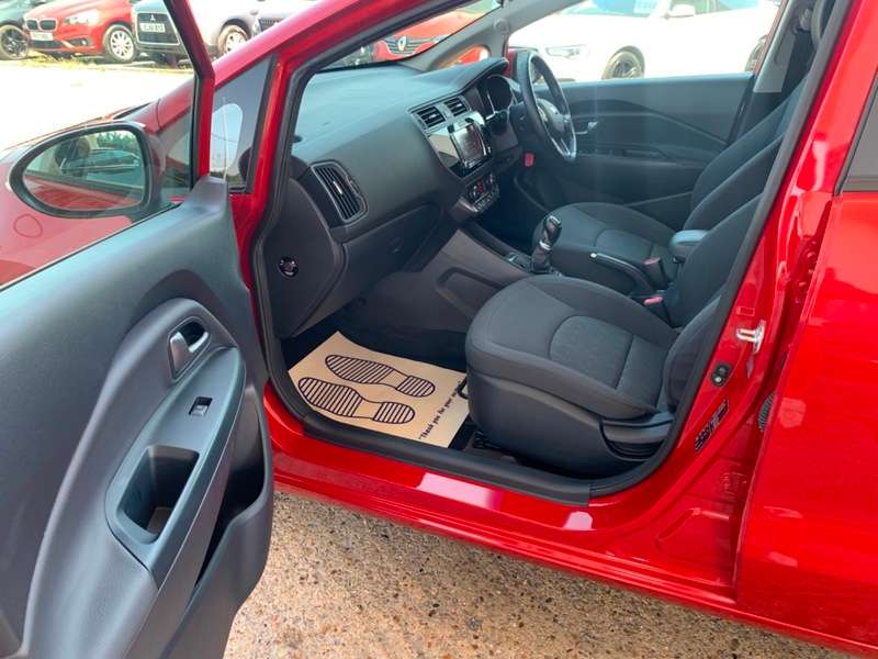 2016 KIA RIO 2016 KIA RIO