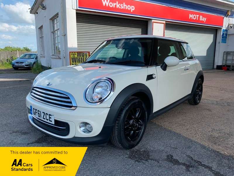 2011 MINI MINI 2011 MINI MINI