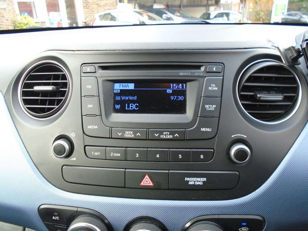 2014 HYUNDAI I10 2014 HYUNDAI I10